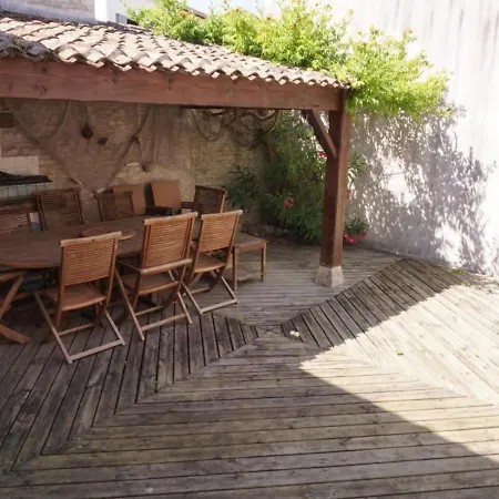 Maison La Couarde-sur-mer, 5 Pieces, 8 Personnes - Fr-1-258-73 Nyaraló