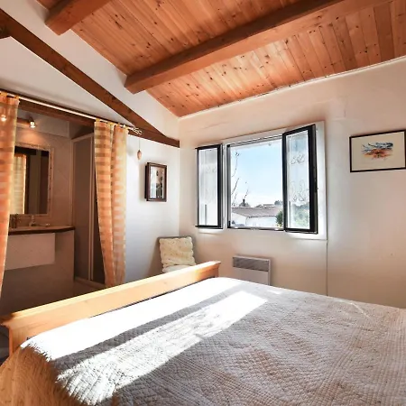 Nyaraló Maison La Couarde-sur-mer, 5 Pieces, 8 Personnes - Fr-1-258-73 *