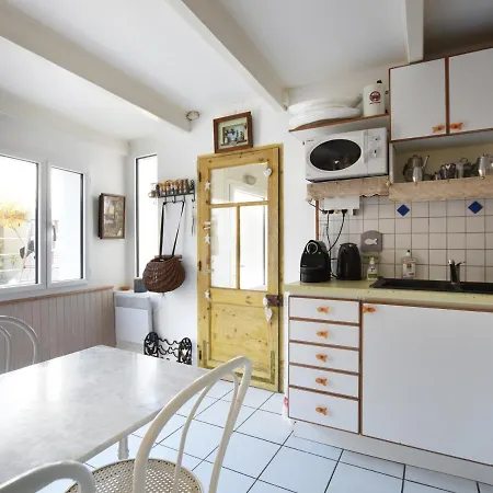 Nyaraló Maison La Couarde-sur-mer, 5 Pieces, 8 Personnes - Fr-1-258-73